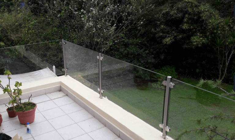 inox ideas barandas clips10 768x460