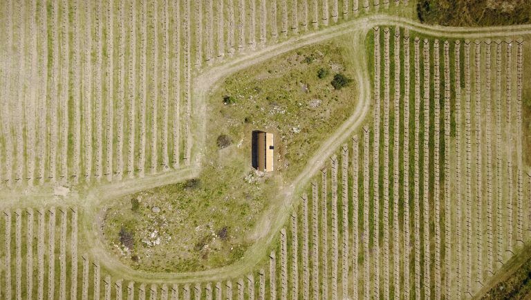CAPILLA FOTO AEREA MAPA ARQUITECTOS 768x434
