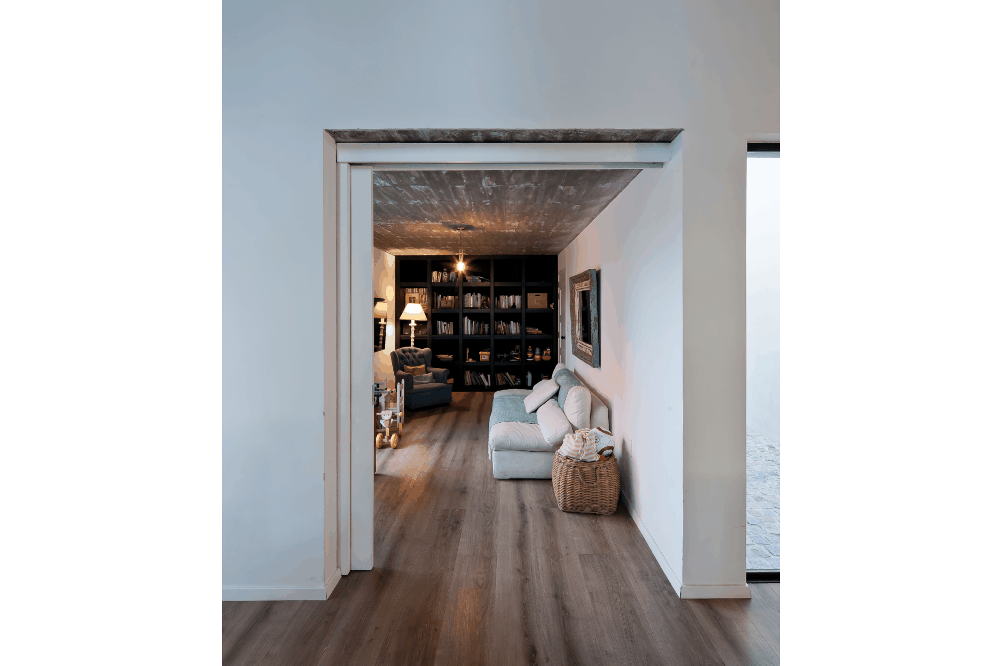 c192c4 fc9c300df7354eefb29f34ad9899f042mv2 d 2000 1330 s 2