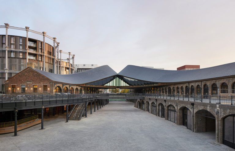 Patio de distribucion de carbon Heatherwick Studio Just Crea 001 768x492