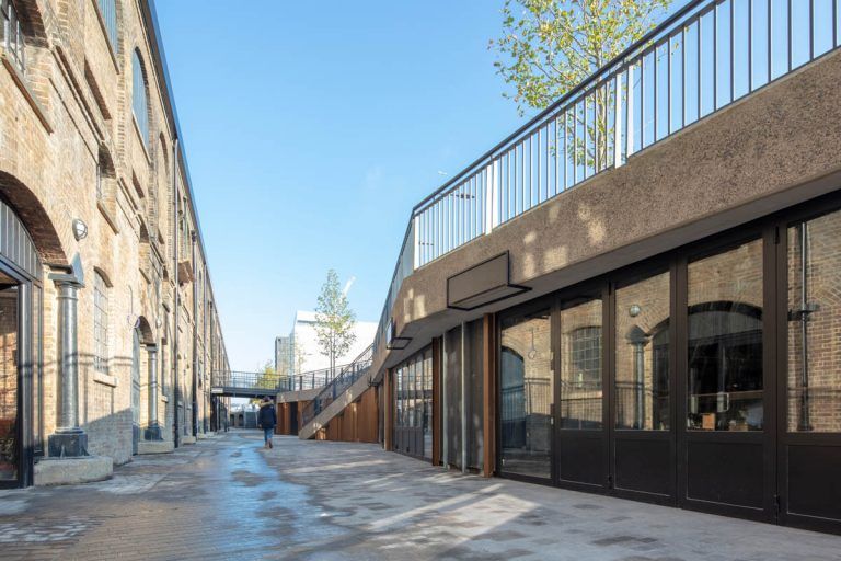 Patio de distribucion de carbon Heatherwick Studio Just Crea 026 768x512