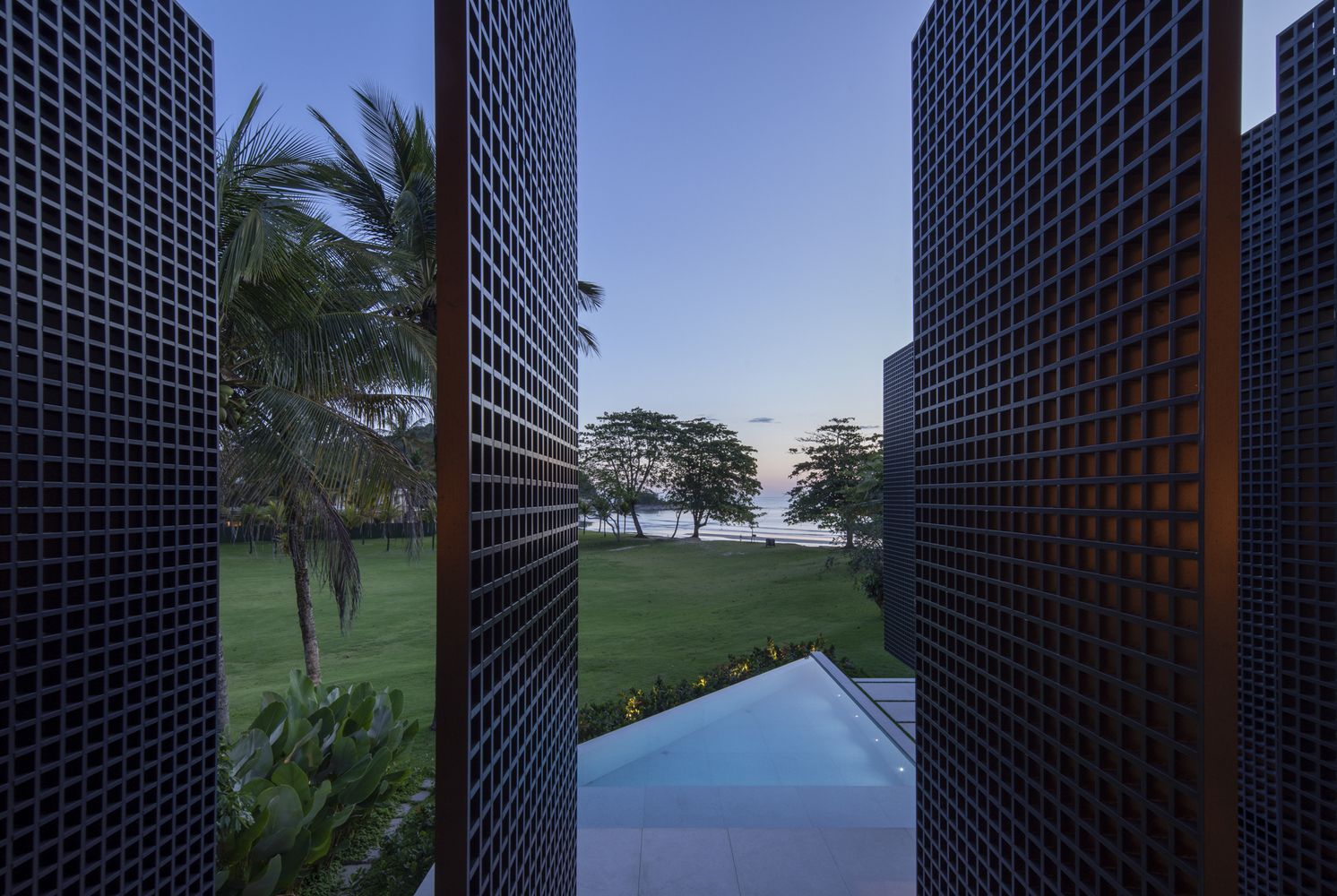 CASA LARANJEIRAS BERNARDES ARQUITETURA Just Crea 013