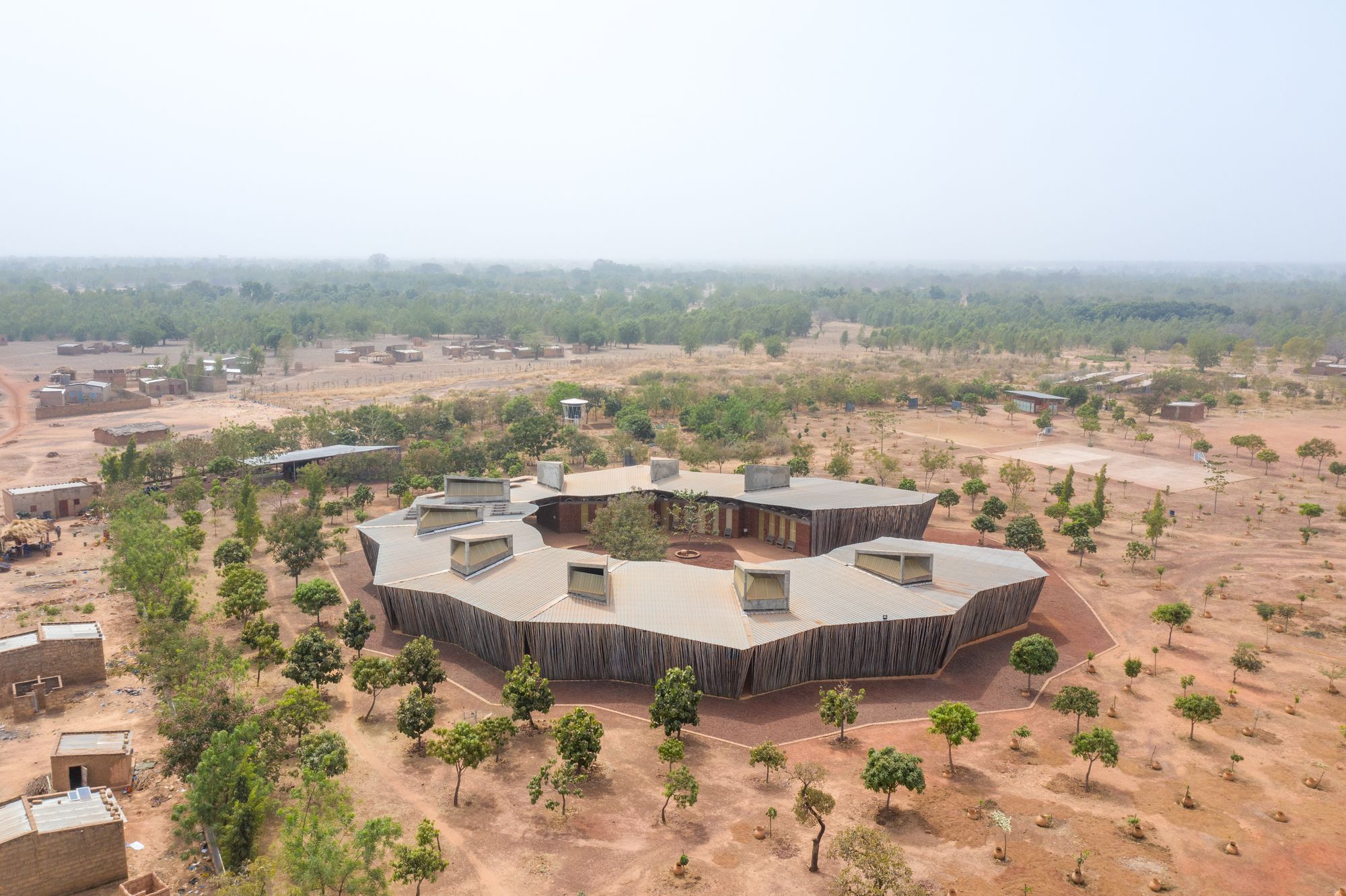 Lycee Schorge courtesy Francis Kere 19