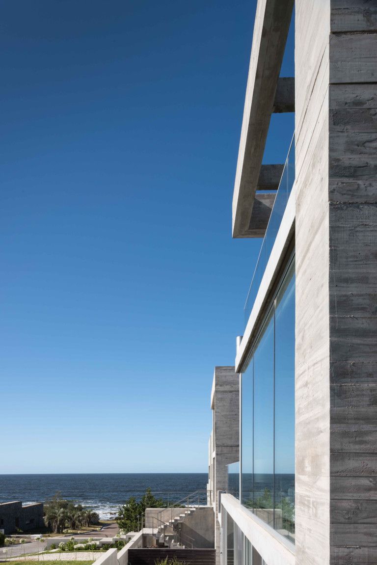 4 La Casa Iluminada