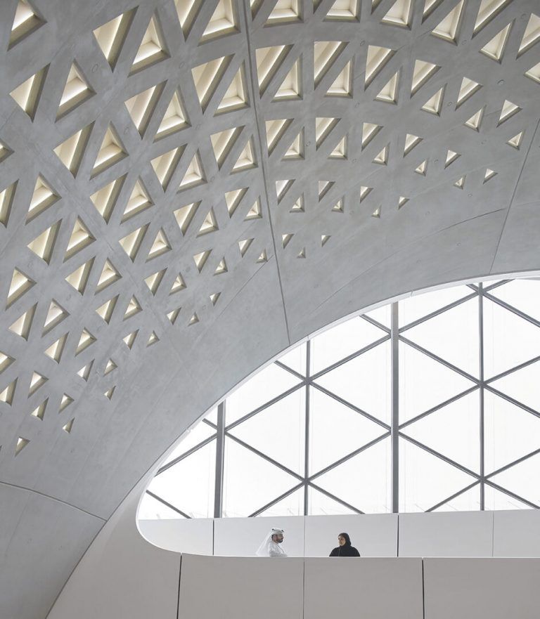 10 ZHA BEEAH HQ Sharjah UAE ©HuftonCrow  lowres 942x1080 1 768x881