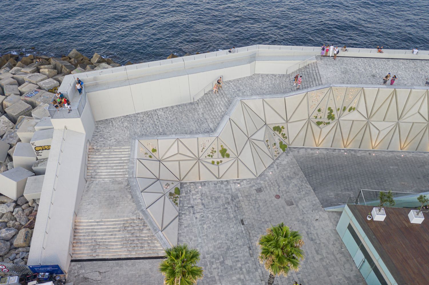escaleras y mirador vela external reference architects 19