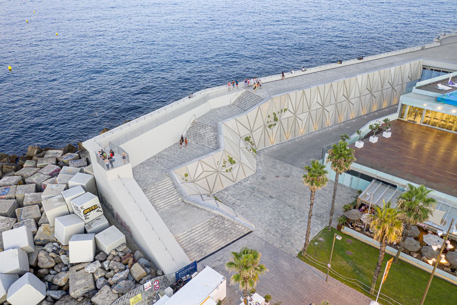 escaleras y mirador vela external reference architects 20