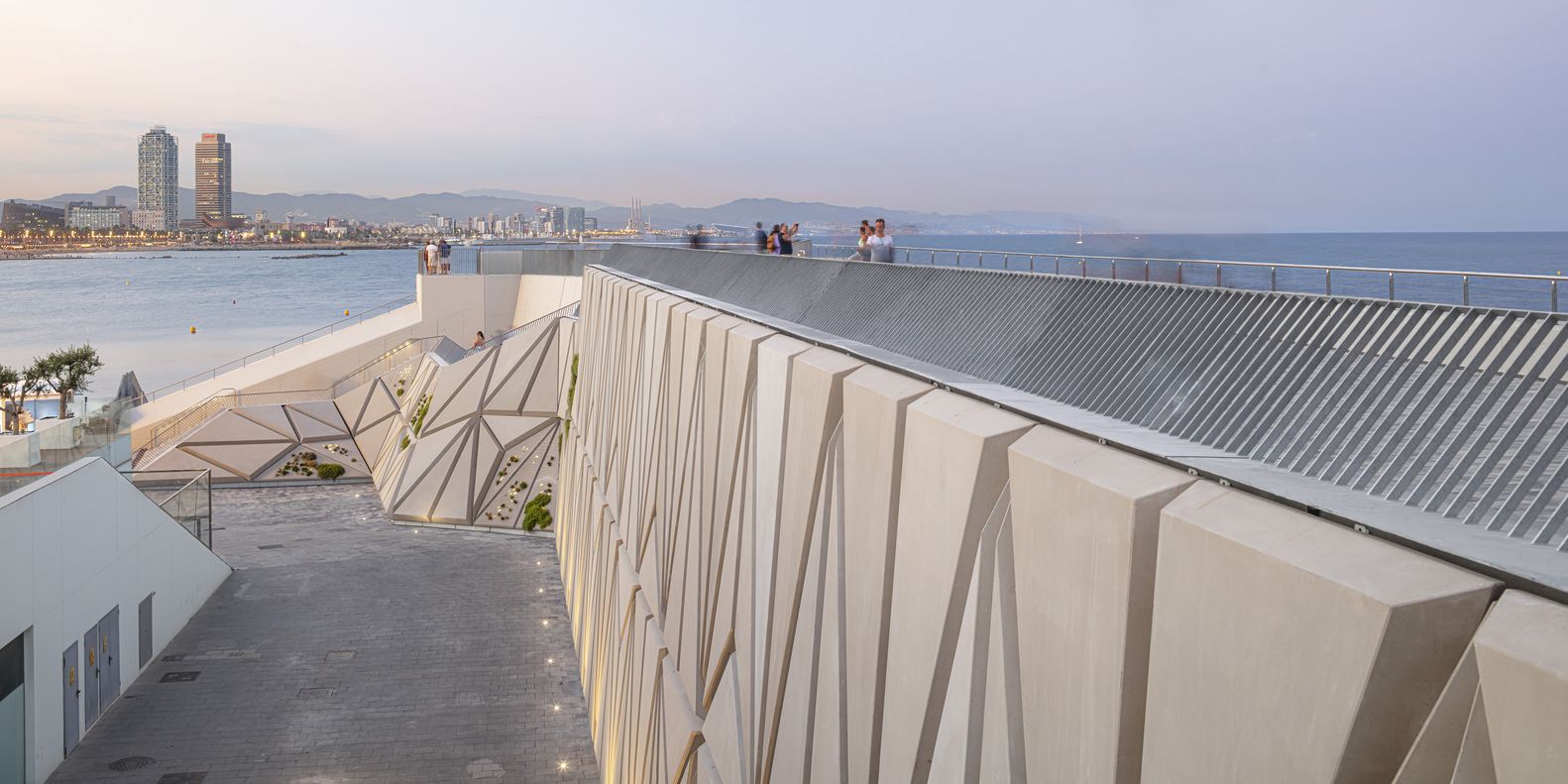 escaleras y mirador vela external reference architects 8