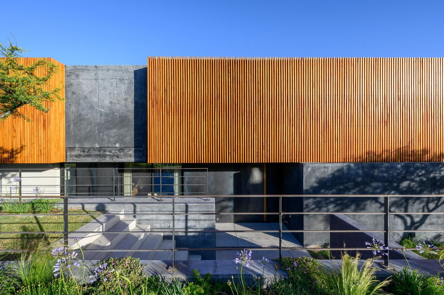 casa negra ar arquitectos 11