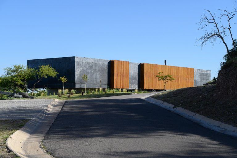 casa negra ar arquitectos 8 768x511