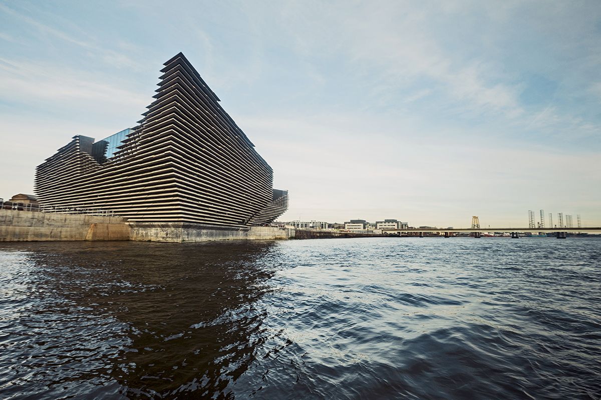 V A Dundee Dec 2017 images