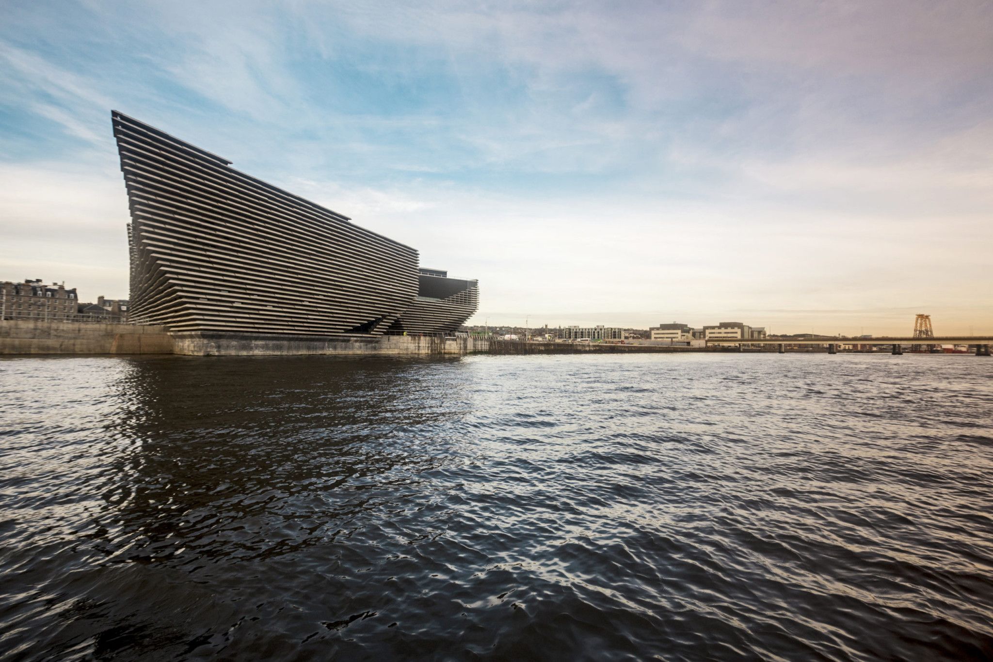 V A Dundee Dec 2017 images1 scaled 1