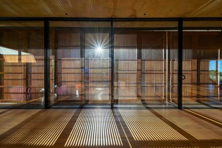 estudio montevideo el bosque argentina gonzalo viramonte designboom 018 818x545 1 768x512
