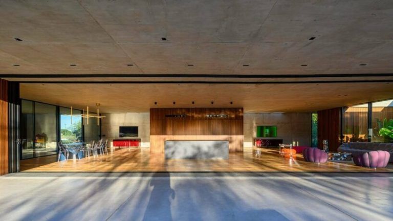 estudio montevideo el bosque argentina gonzalo viramonte designboom 019 818x460 1 768x432