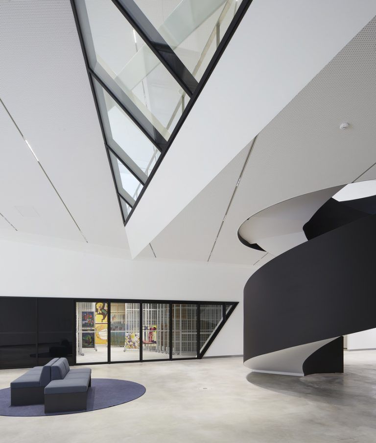 studio libeskind mo museum vilnius lithuania c hufton plus crow 004 768x904