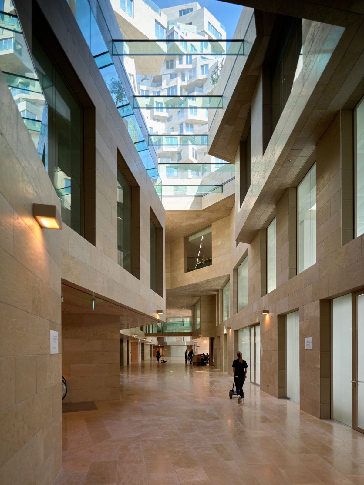 MVRDV Valley 38 © Ossip van Duivenbode1