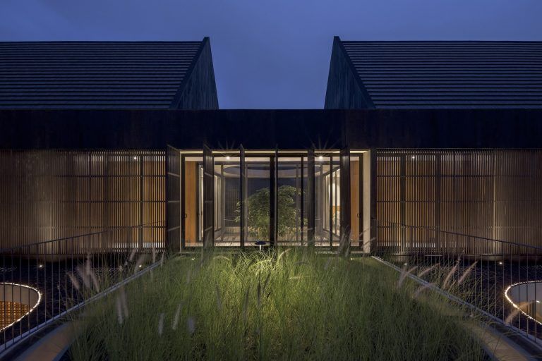 halo house tamara wibowo architects 8 768x512