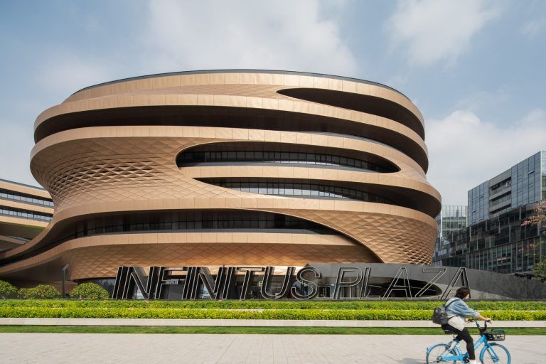 7 ZHA Infinitus Plaza Photo by Liang Xue lowres 1619x1080 1 768x512