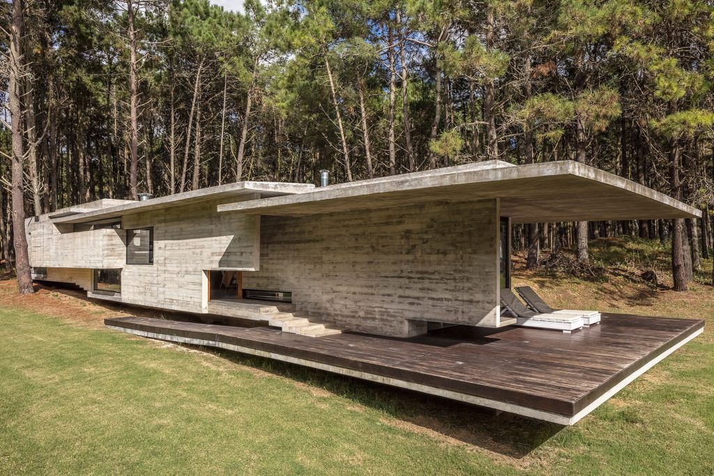 CASA BOSQUE | Besonias Almeida