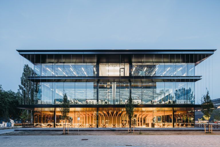 evabloem unstudio echo exterior 019.jpgmediaclass masthead image.4e1a49d738a19641358911833dfb355bf10d147f 1 768x512