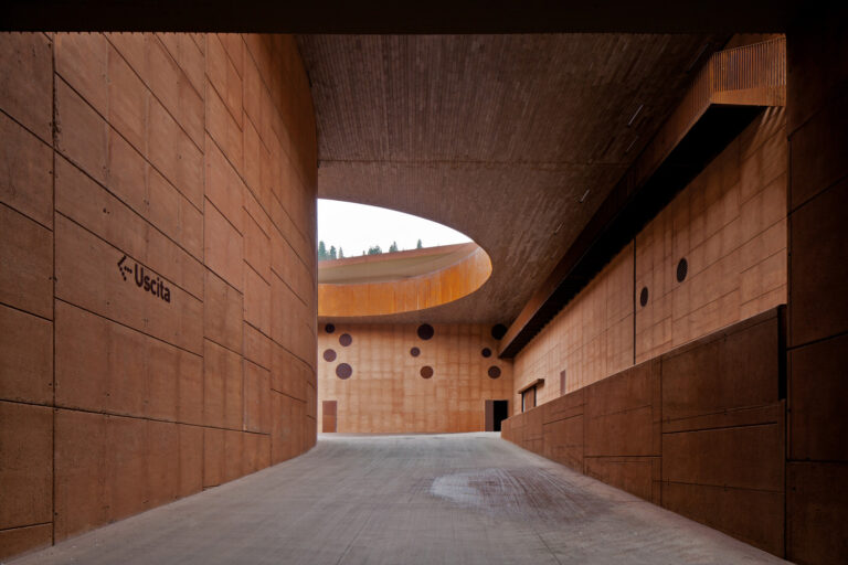 ARCHEA CANTINA ANTINORI 013  768x512