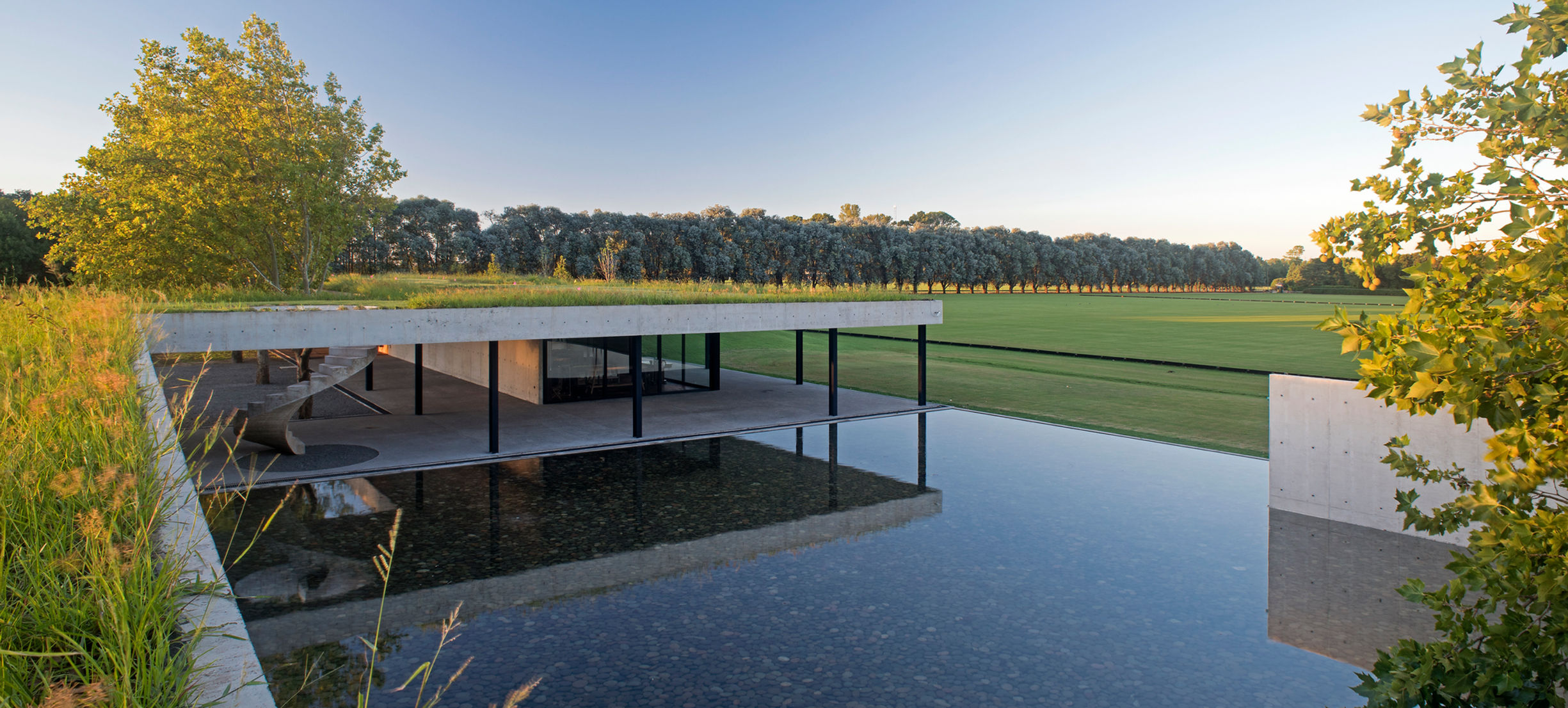FIGUERAS POLO STABLES 11