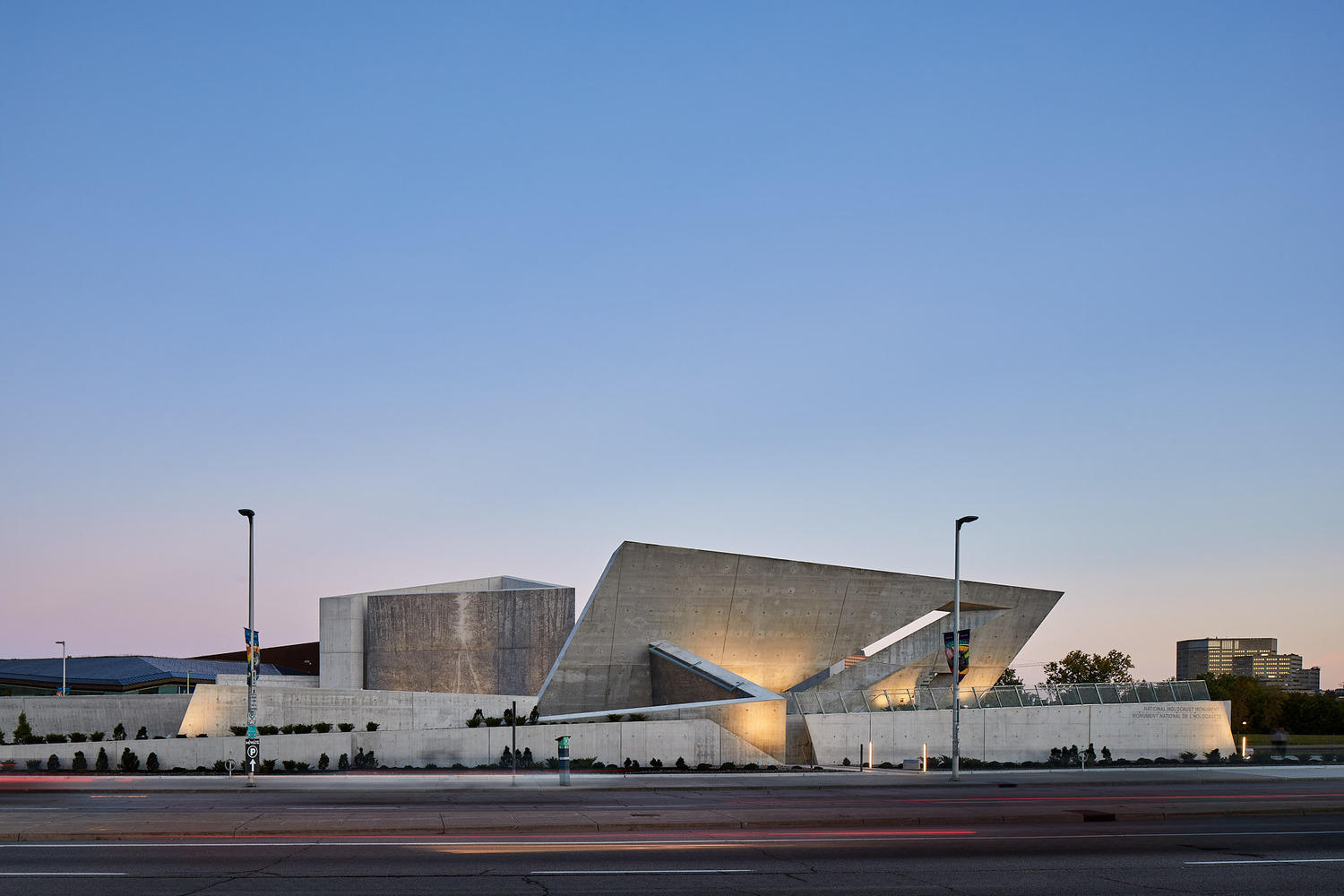 128 National Holocaust Monument