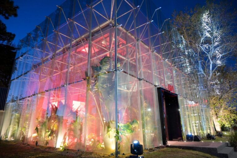 BIA Glass Pavilion 01 2 768x512