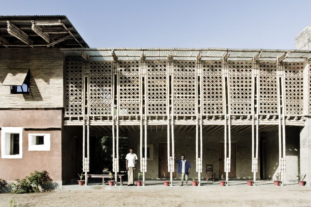 materiales naturales arquitectura Anna Heringer bambú tierra