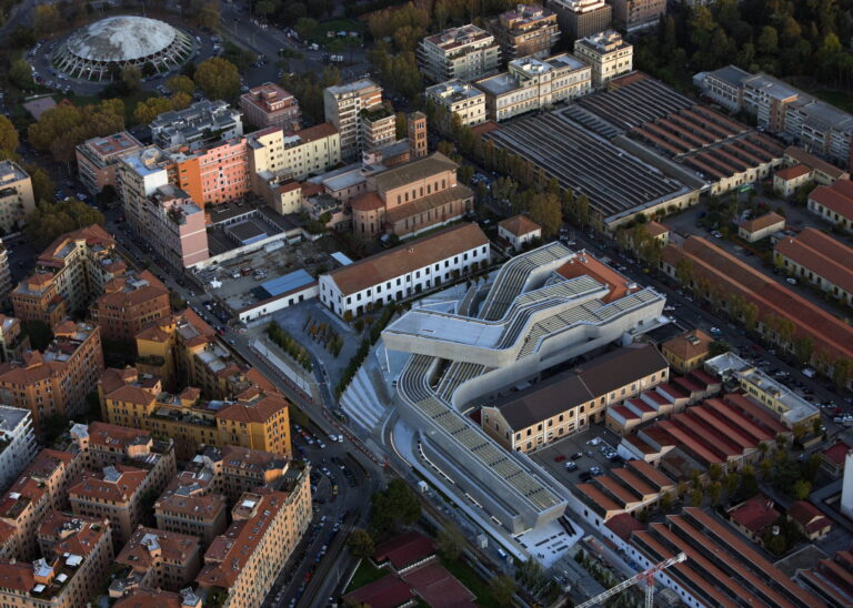 MAXXI Museo de las Artes del Siglo XXI 02 768x548